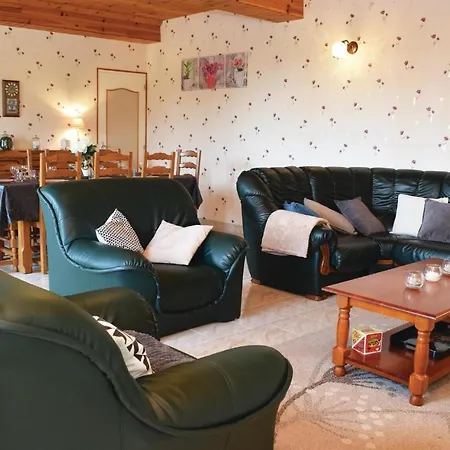 Сasa de vacaciones 3 Bedroom Lovely In Canchy (Calvados)