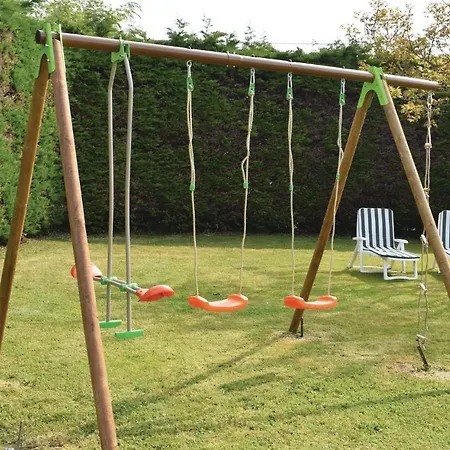 In With Kitchen Canchy (Calvados)