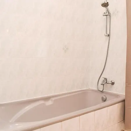 3 Bedroom Lovely In