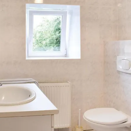 3 Bedroom Lovely In