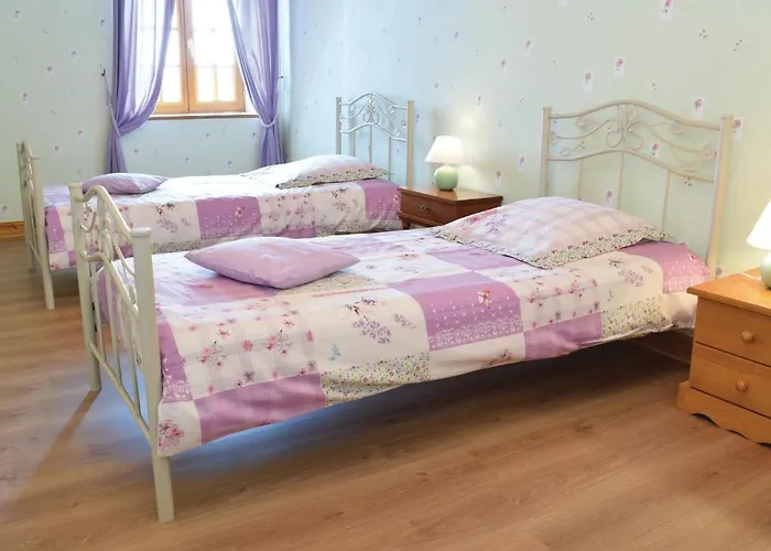 In With Kitchen Canchy (Calvados)