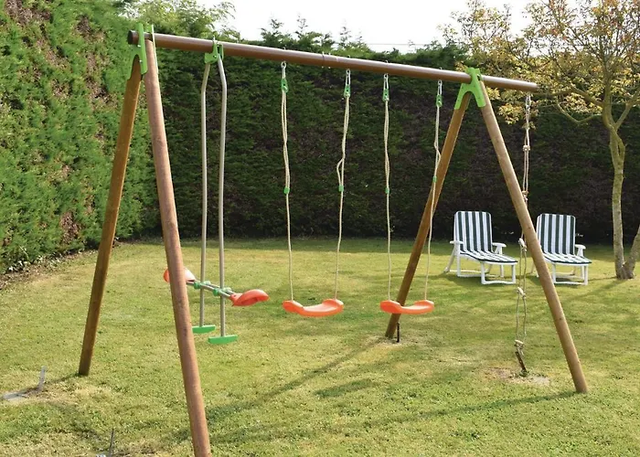 In With Kitchen Canchy (Calvados)